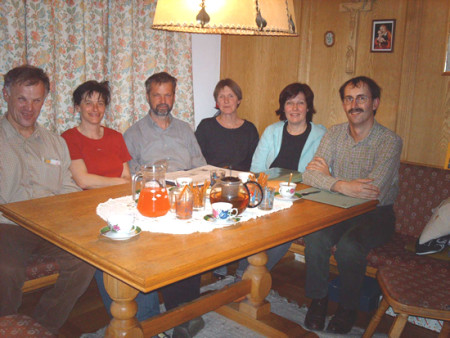 Gemeinschaftsfoto nach der Gründerversammlung März 2006